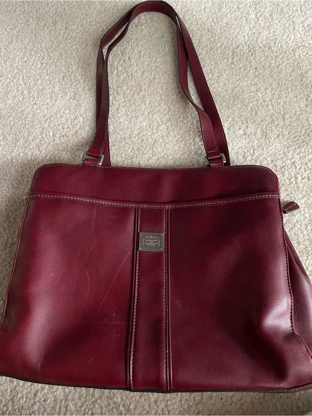 💙 Liz Claiborne Burgundy‎ Leather Tote Preowned Good Condition